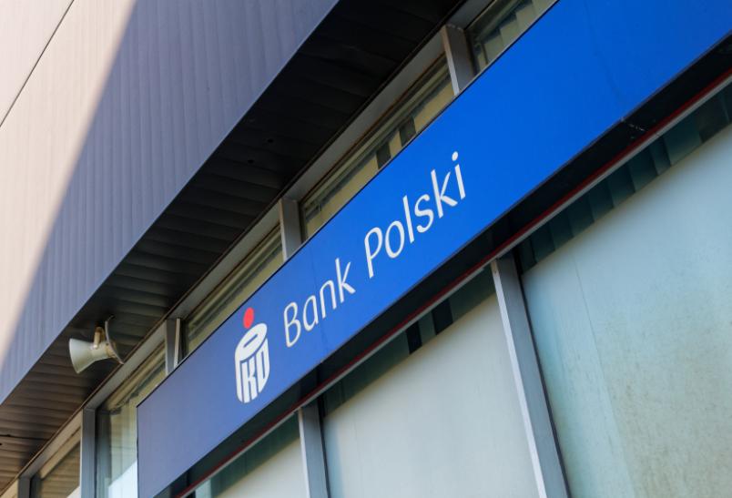 Klienci największego banku w Polsce muszą uważać. Oszuści podszywają się pod PKO BP