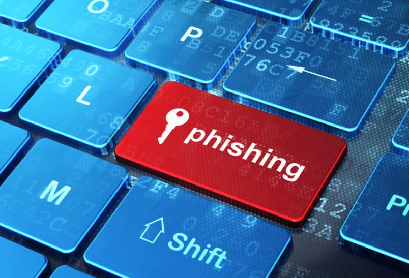 Klienci popularnych sieci komórkowych zagrożeni phisingiem