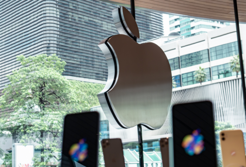 Chiński rząd zakazuje Apple. Jak to wpłynęło na firmę?