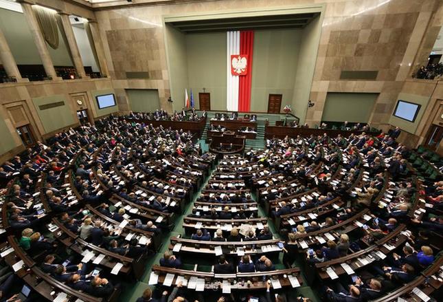 Tajne posiedzenie Sejmu w sprawie cyberataków
