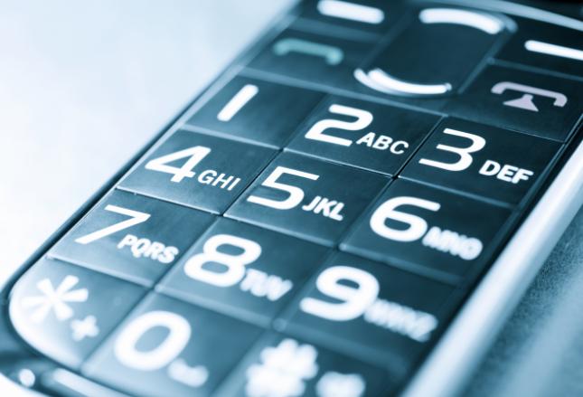 Tradycyjne telefony komórkowe — czy wciąż warto je kupować?