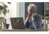 Kradzież na „czternastą emeryturę”, czyli jak cyberprzestępcy łowią seniorów?